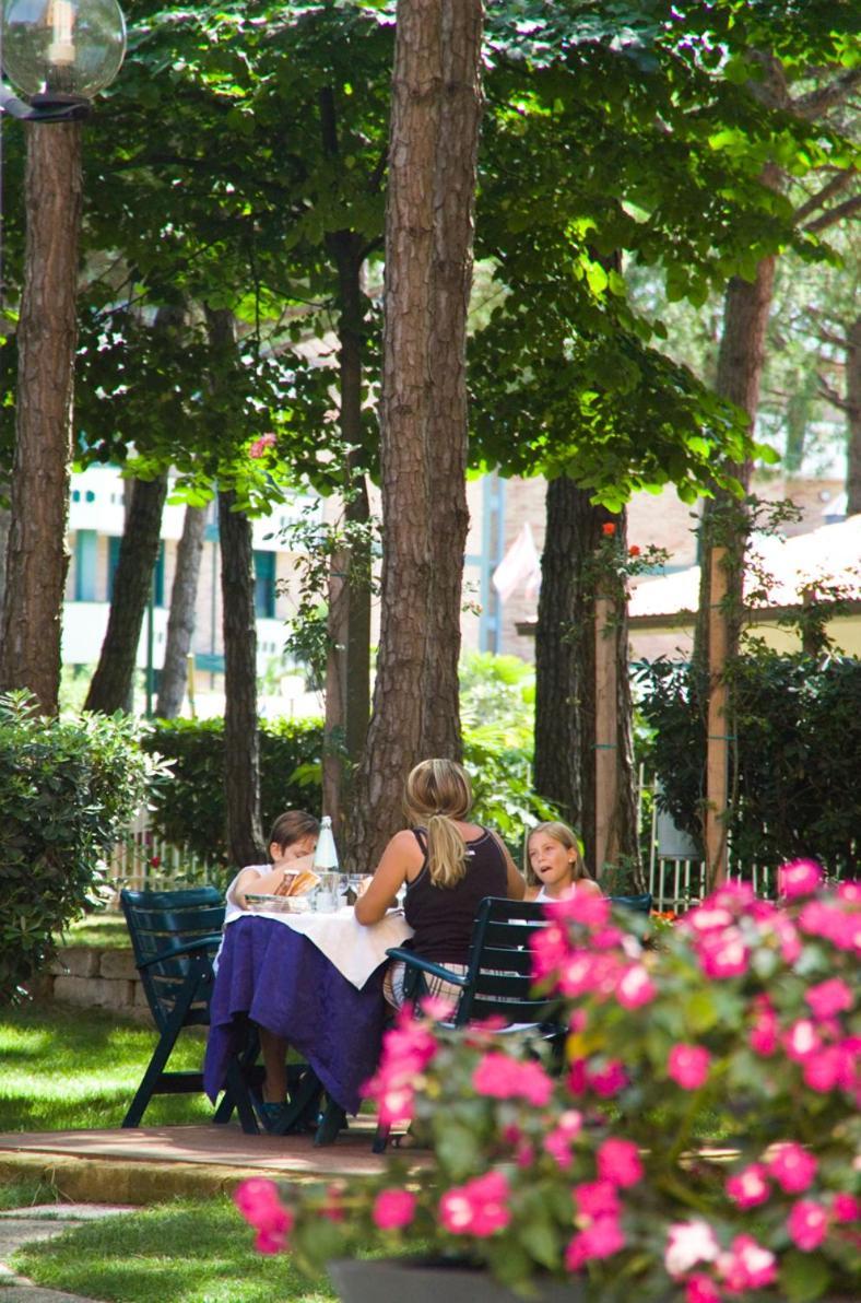 Grand Hotel Esplanada Bibione Eksteriør billede