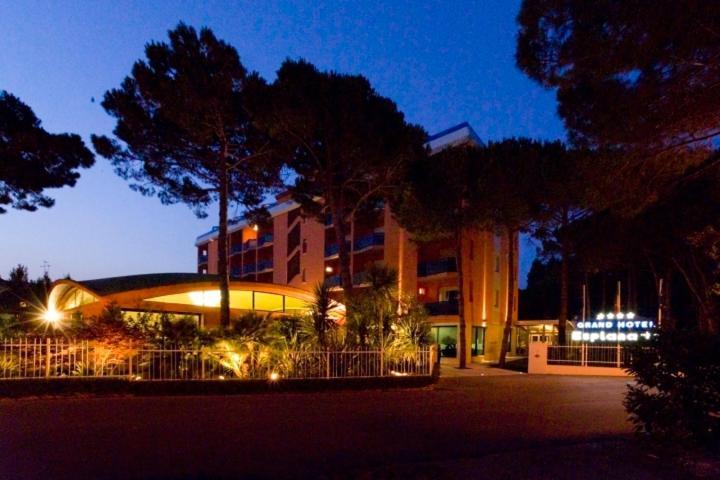 Grand Hotel Esplanada Bibione Eksteriør billede