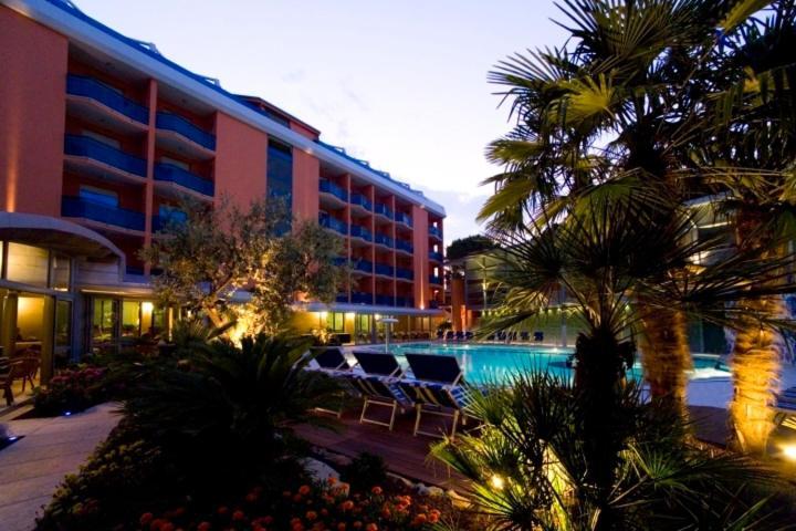 Grand Hotel Esplanada Bibione Eksteriør billede